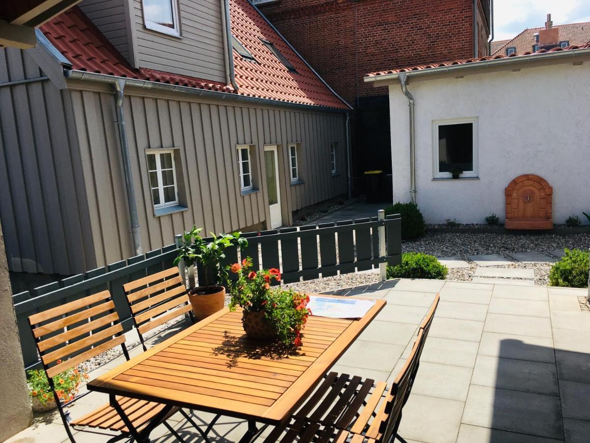 Ferienwohnung C Im Ferienhaus Antika Ratzeburg Bagian luar foto